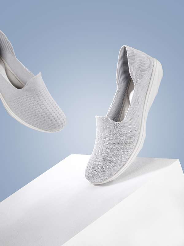 Hrx women walking shoes online