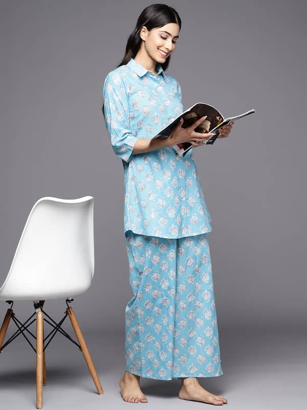 Printed Women's Woolen/Winter Velvet Top & Pajama Set Night Suit,  Semi-Stretchable