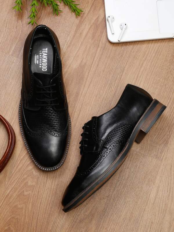 Buy Sir Corbett Men Black Semiformal Shoes - Formal Shoes for Men 1176382 |  Myntra