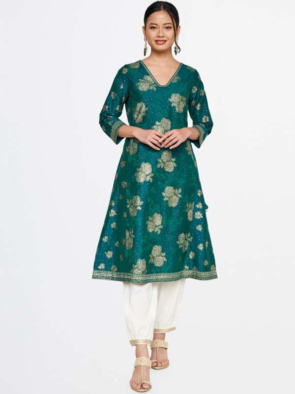 Global desi kurtis on myntra clearance