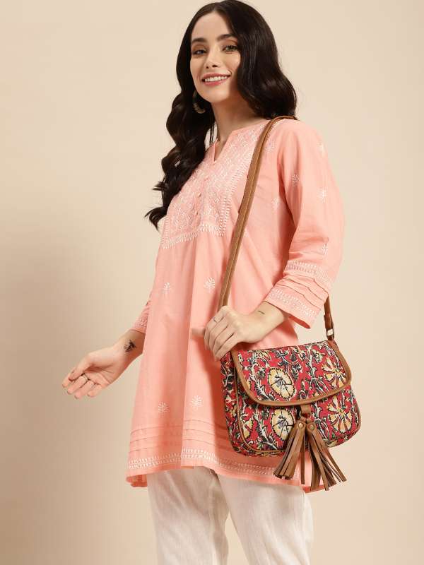Myntra sling outlet bag sale