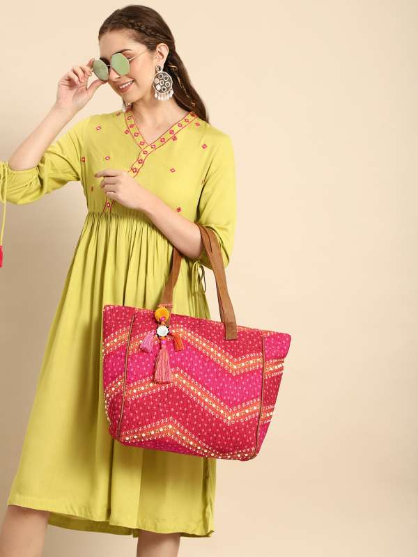 Red handbags cheap online