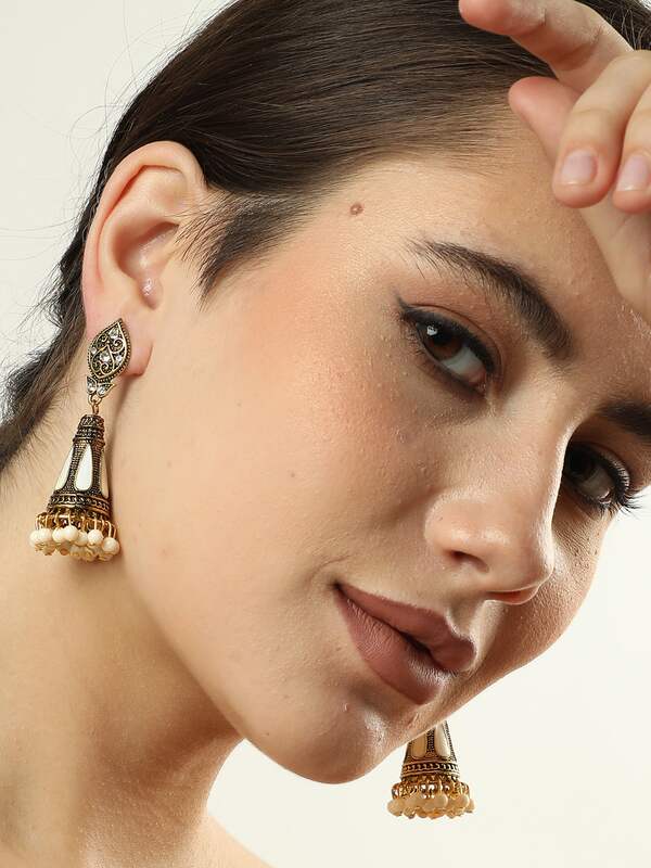 Details 86+ bronze earrings online