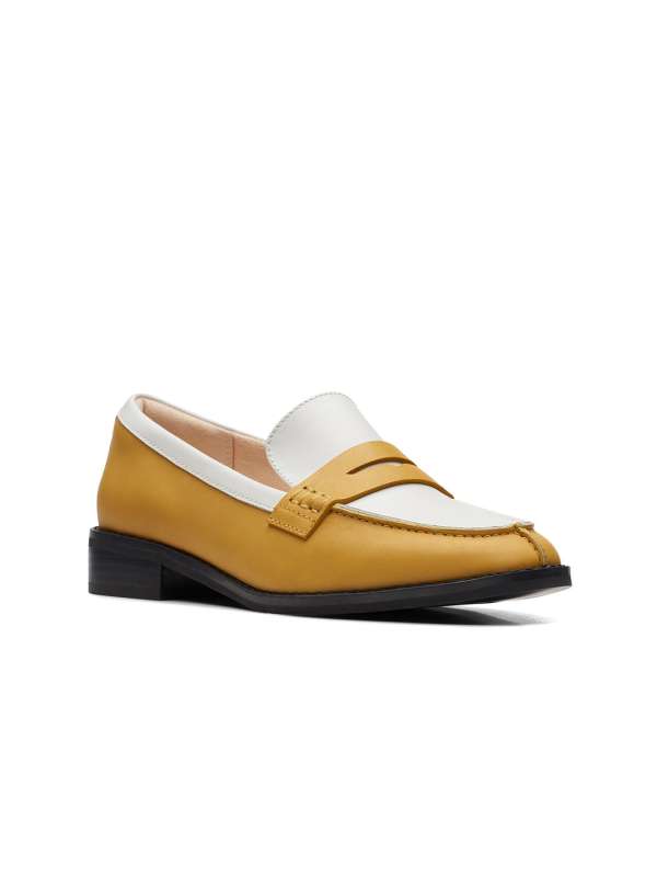 Clarks Buy Clarks Footwear for Men Women Online Myntra