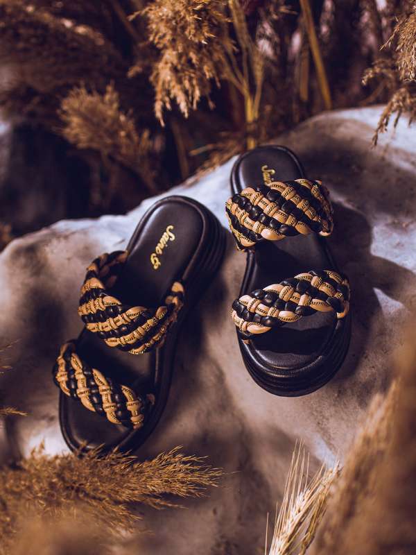 D g Casual Shoes Gloves Heels Buy D g Casual Shoes Gloves Heels
