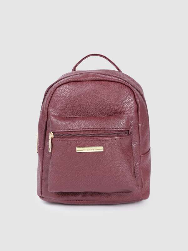 Caprese backpack deals myntra