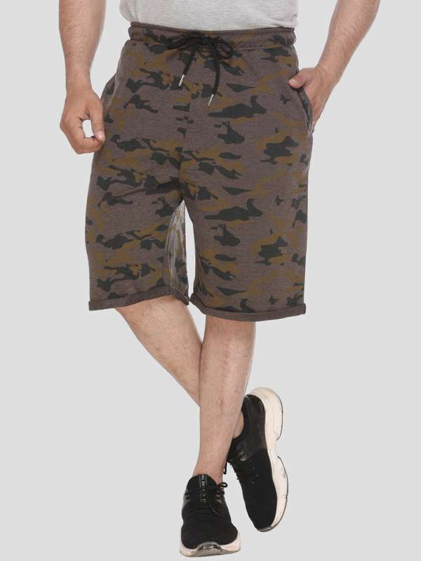 Army print discount shorts mens