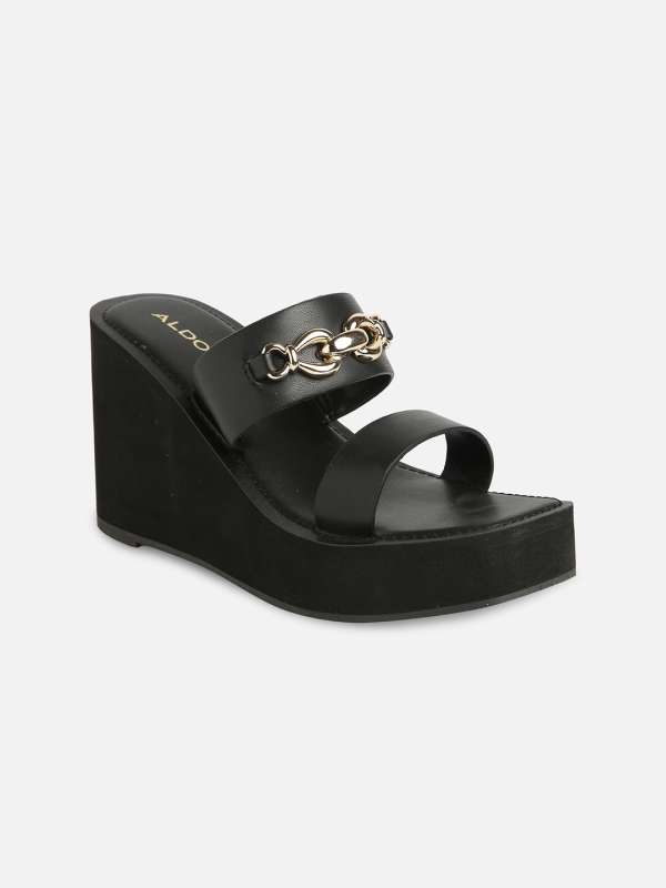 Aldo hotsell black wedges