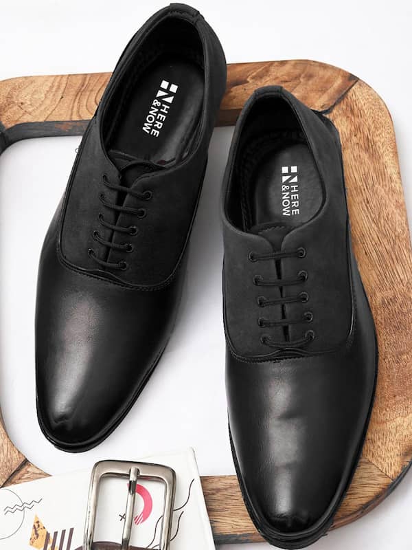 Buy INVICTUS Men Black Textured Oxfords - Formal Shoes for Men 2051755 |  Myntra