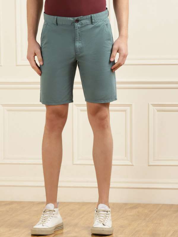 Mens farah shorts sale shop