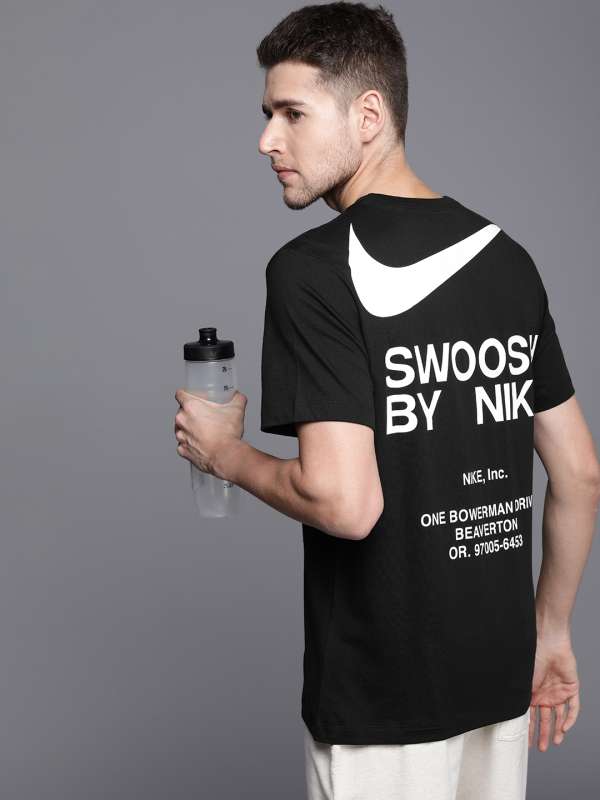 Nike Men's Swoosh Air Metallic Graphic Tee India