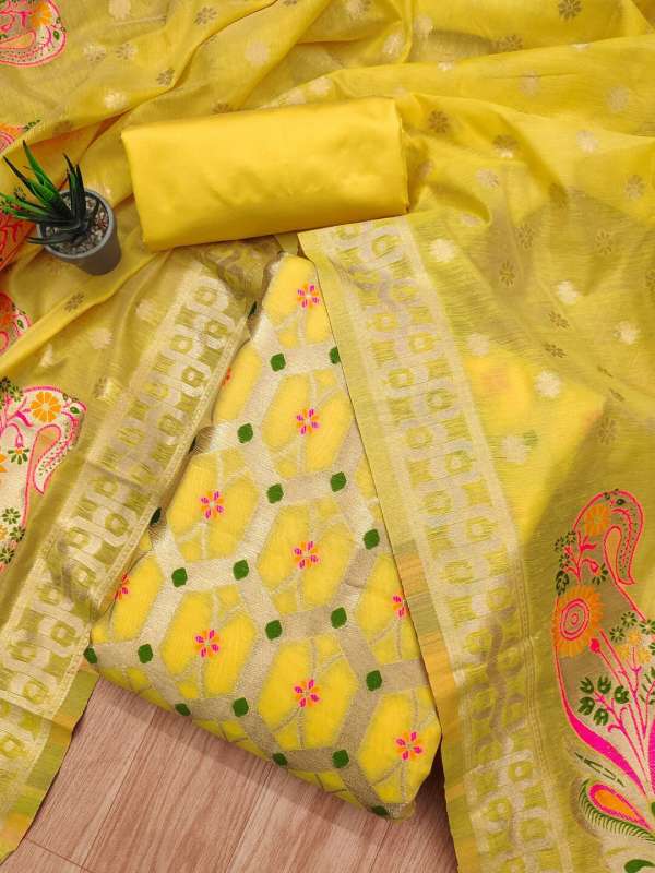 Dress materials below 1000 new arrivals