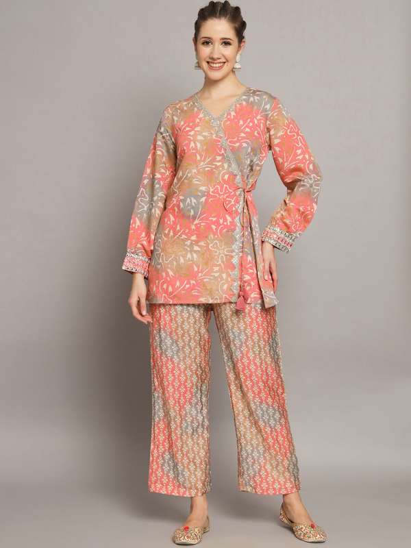 Bunai suit sales