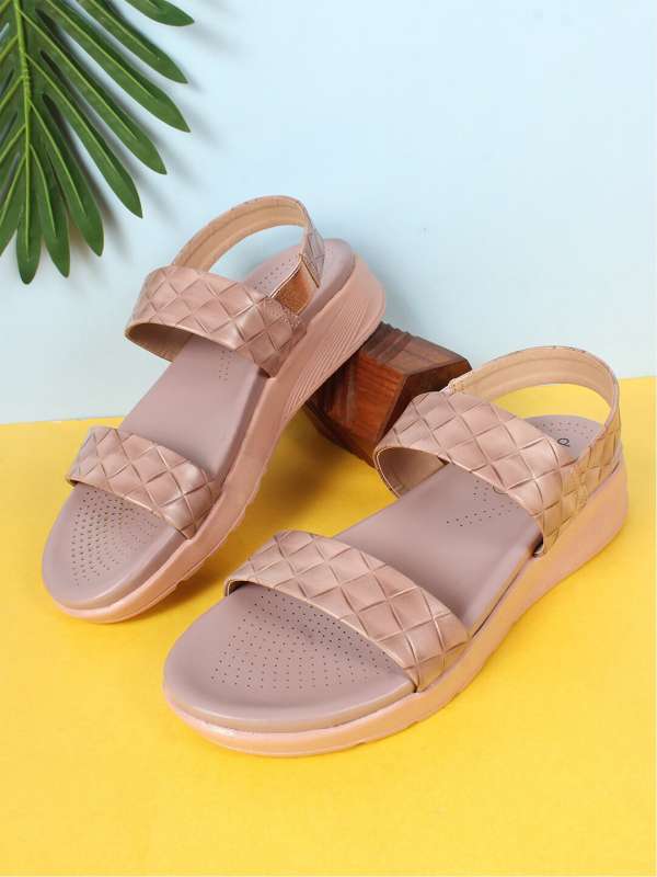 Pink new arrivals sandals flat
