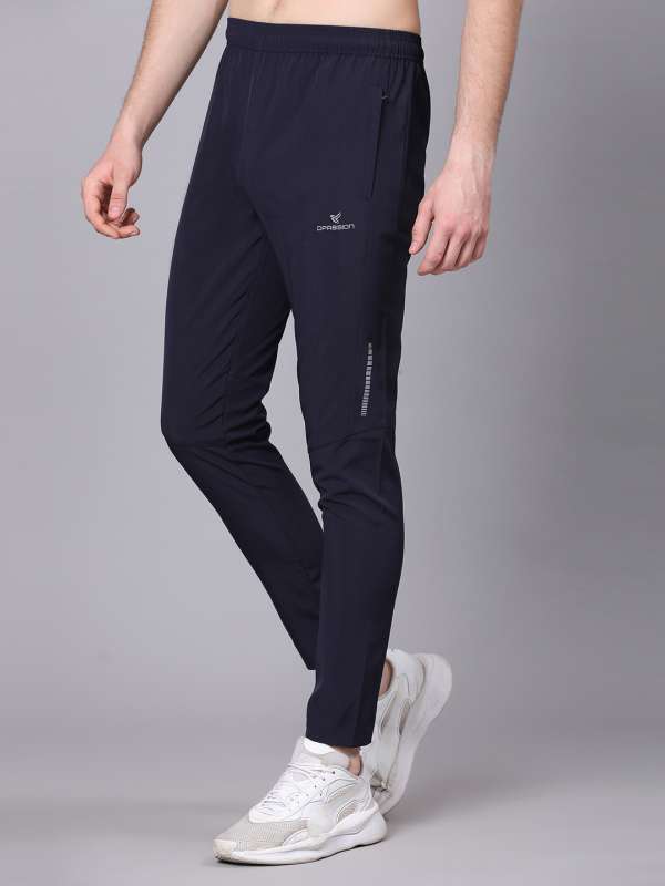 Skult by shahid best sale kapoor track pants