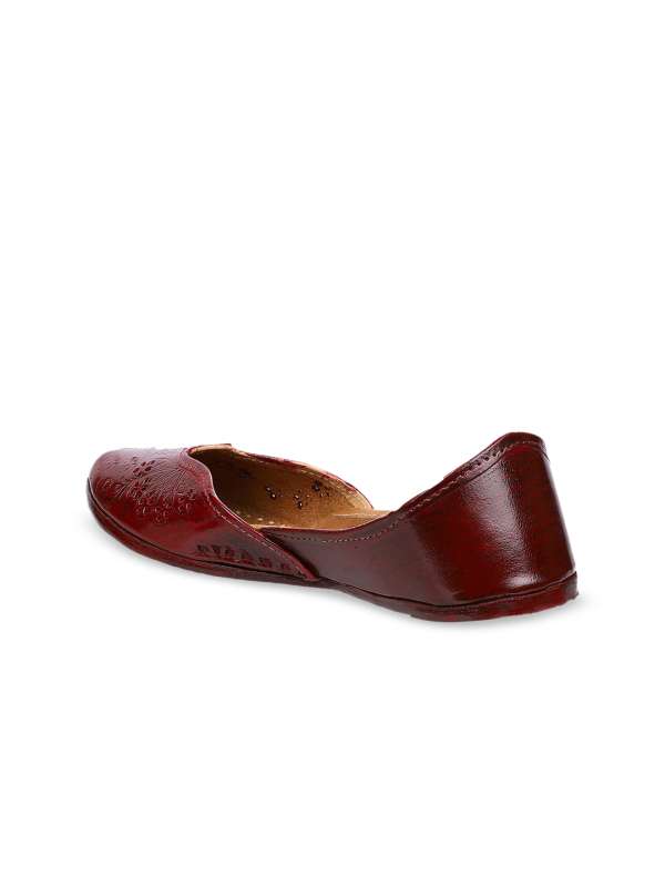 Chic sales shoes online