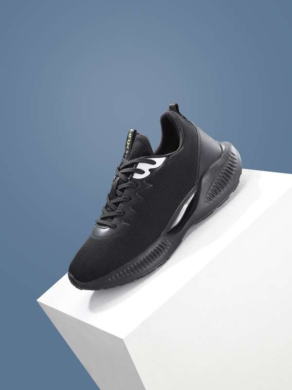 Basketball shoes store below 1500