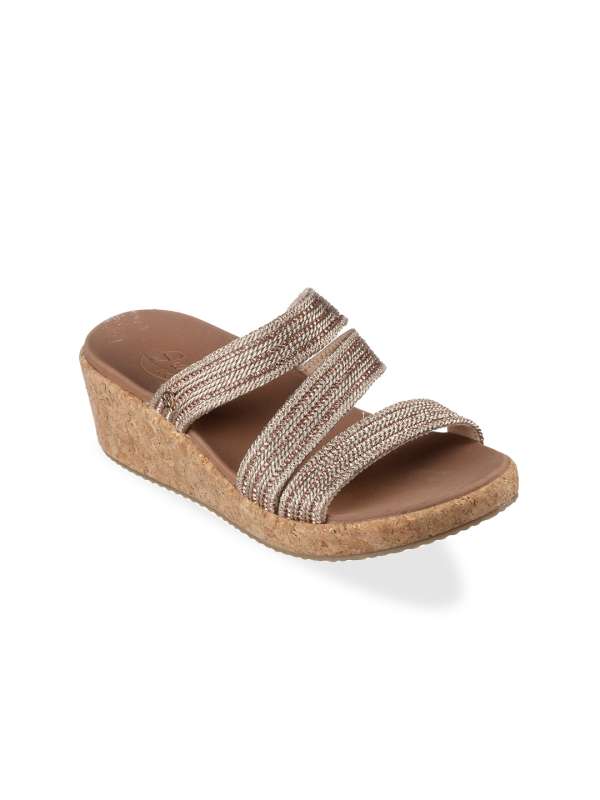 Skechers young at sales heart wedge sandals