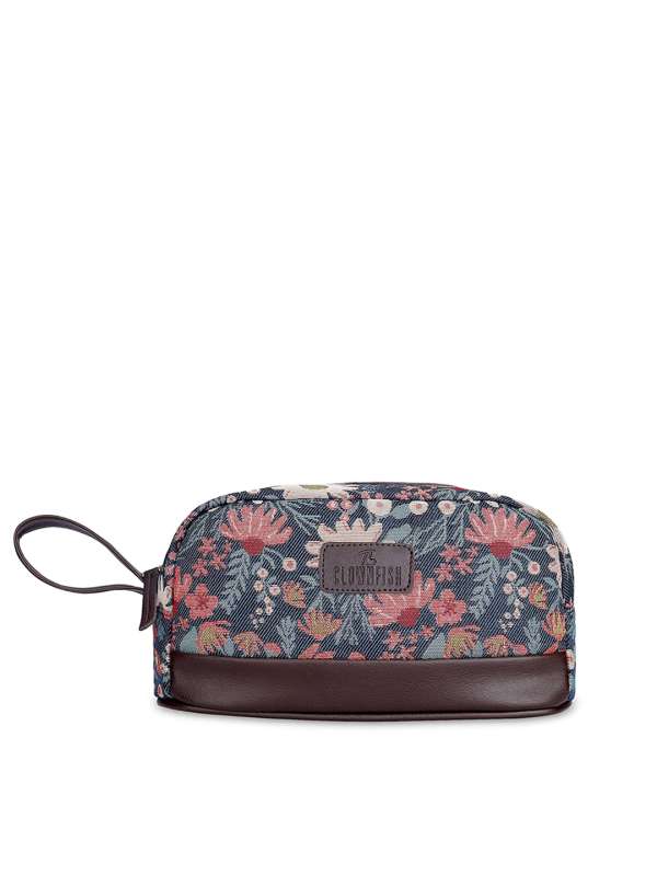 Myntra clearance makeup bag