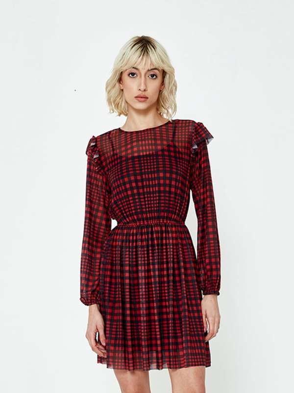 Cover story clearance dress myntra