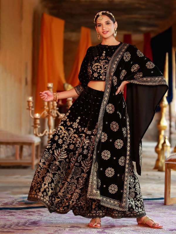 Black velvet choli designs online