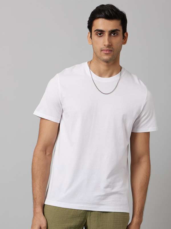 Fahrenheit t hotsell shirts myntra