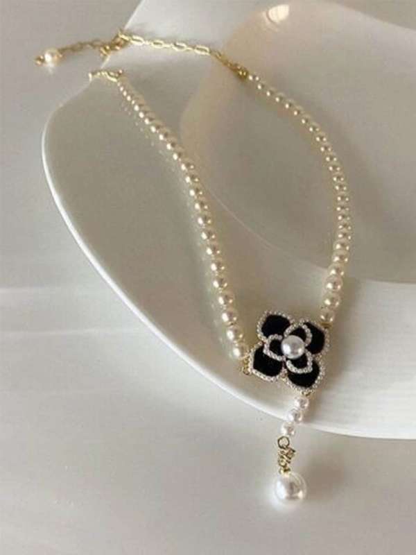 Artificial cheap pearl necklace