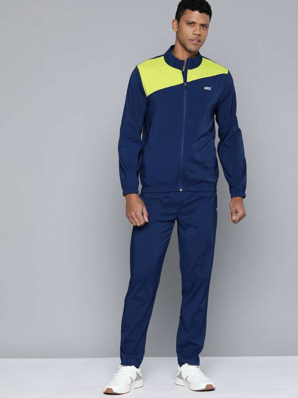 Nike tracksuit summer hot sale