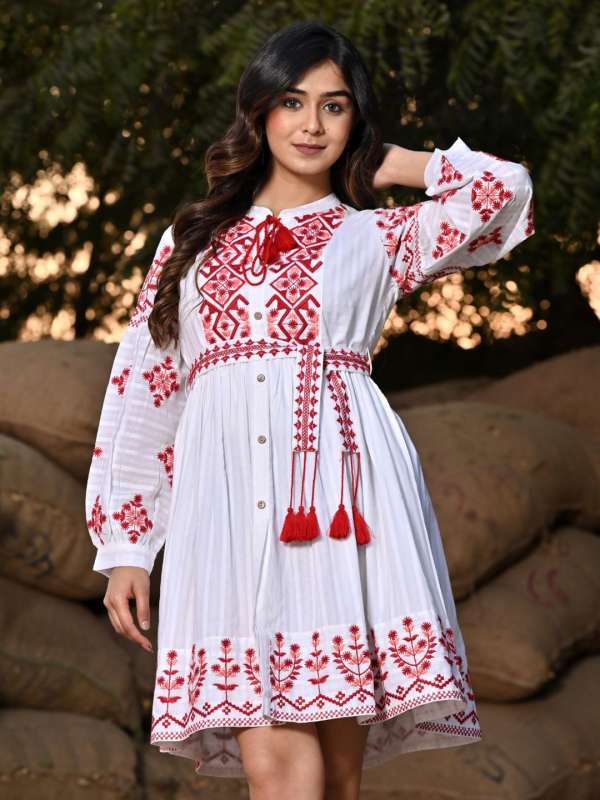 Cotton ethnic dresses online top