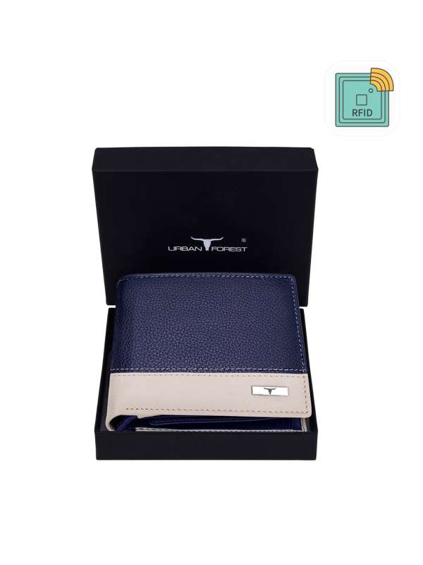 Urban store forest wallets