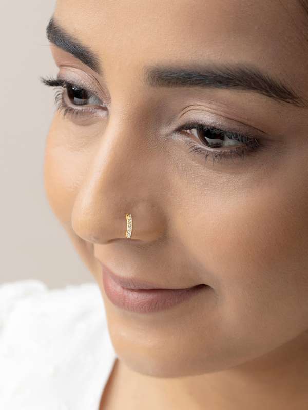 Nose deals pin myntra