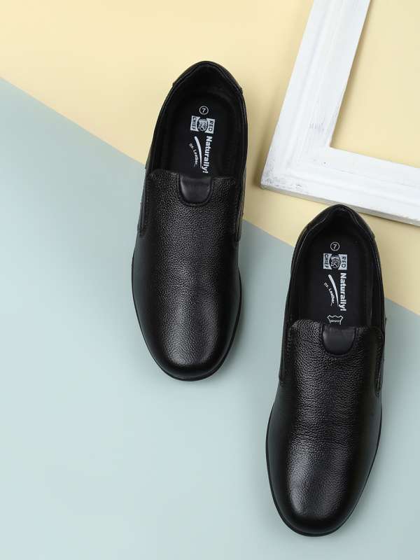Red Chief Shoes And Buy Red Chief Shoes And online in India