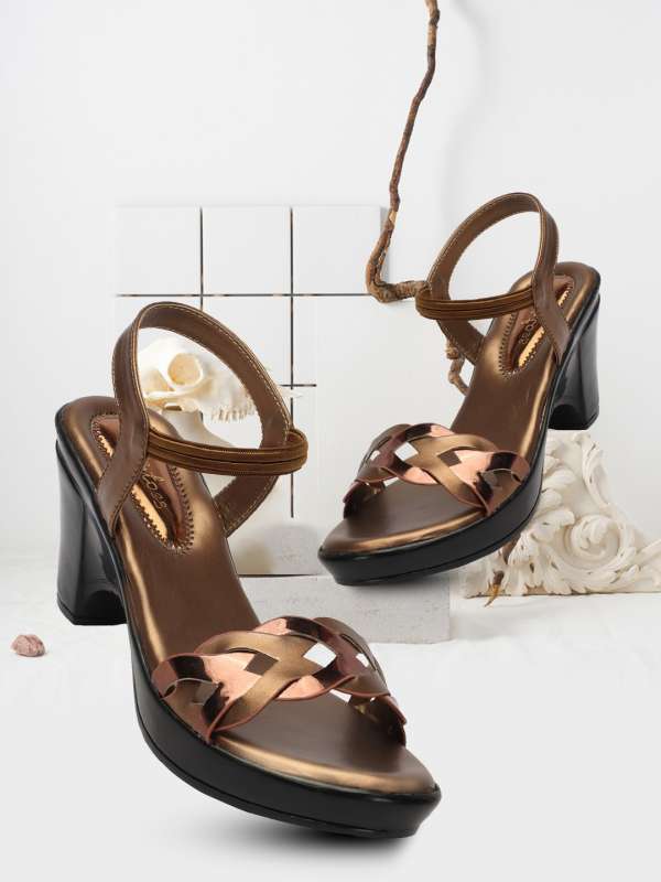 Shoes sandals online hot sale