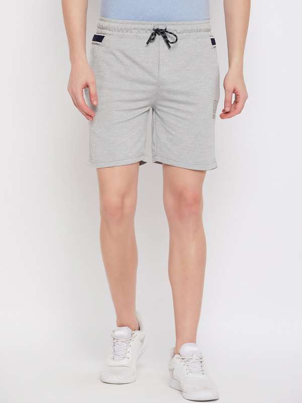 Half pants for mens myntra sale