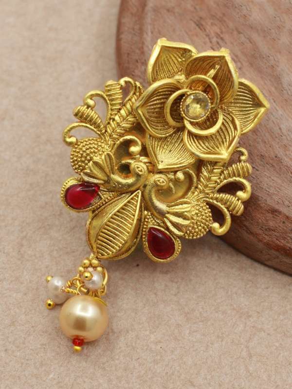 Gold new arrivals brooch design