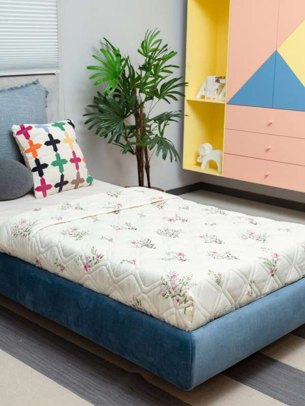 Cotton Blankets Buy Cotton Blankets Online in India Myntra