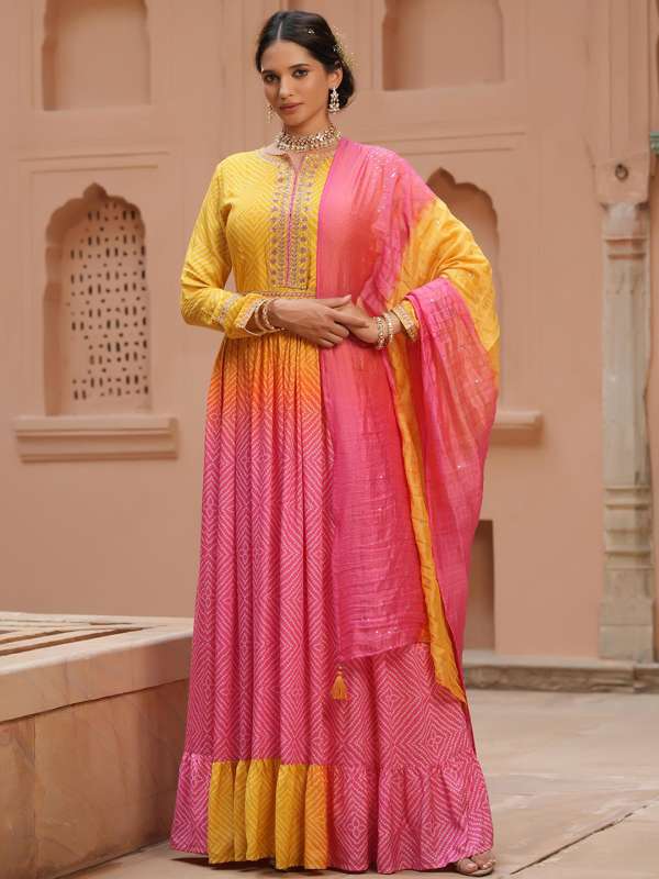 Pattu anarkali sale