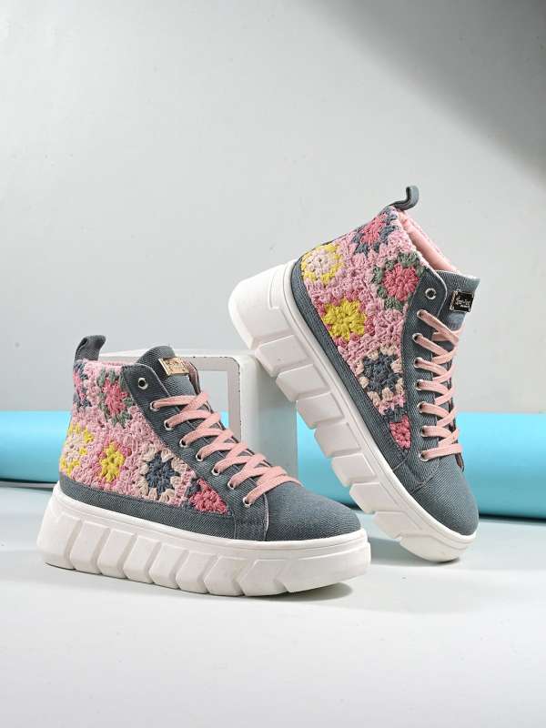 Womens sneakers cheap online 2025