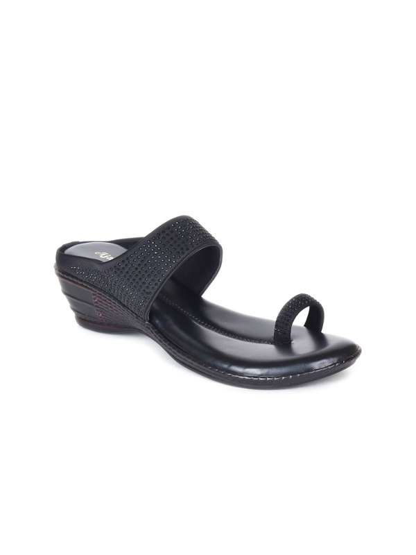 Ajanta online chappal ladies