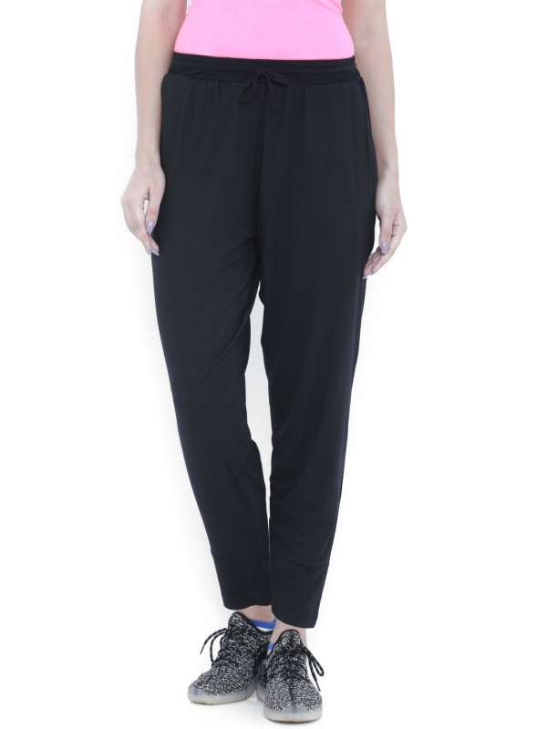 nike track pants myntra