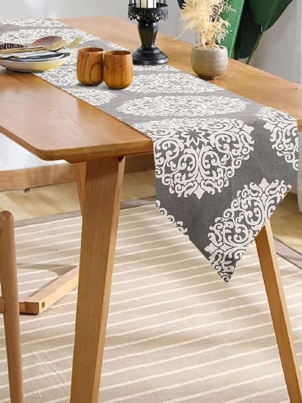 Dining table deals runner online