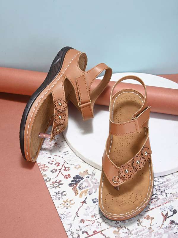 Womens sandals top with flowers