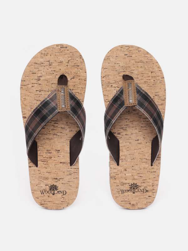 Woodland flip sale flops myntra