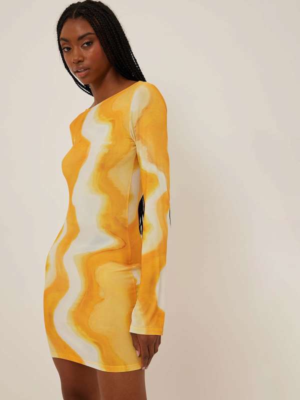 Open back sales bodycon dress