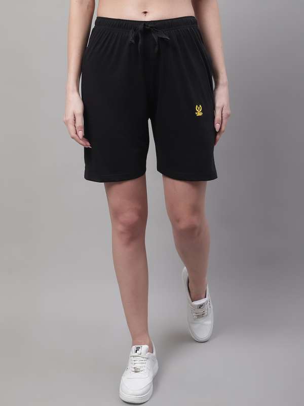 Padded shorts for volleyball 2025
