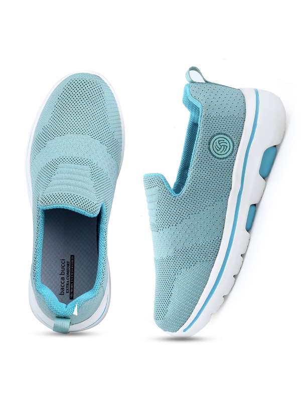 Flat training hotsell shoes womens