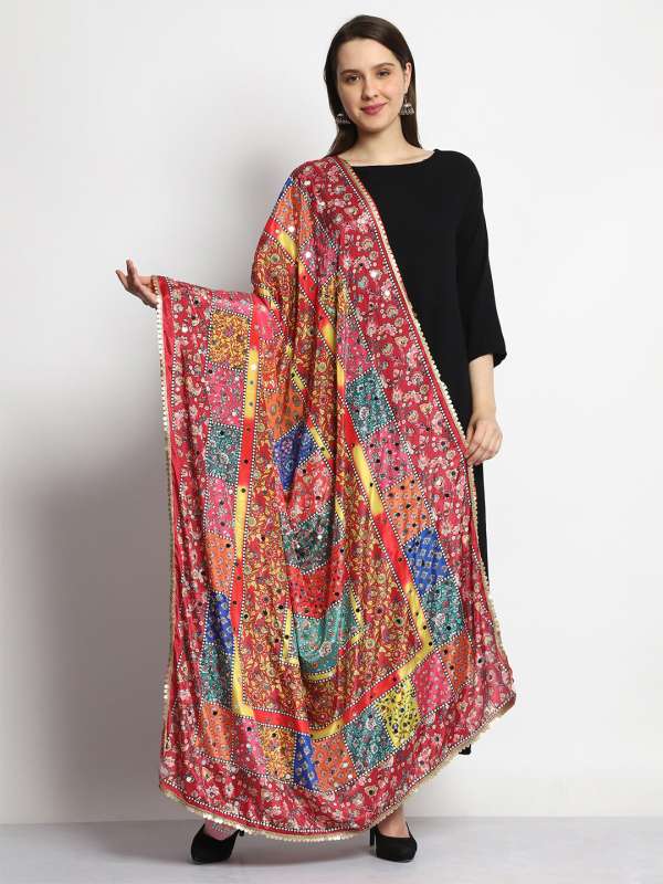 Lahanga chunri saree shop