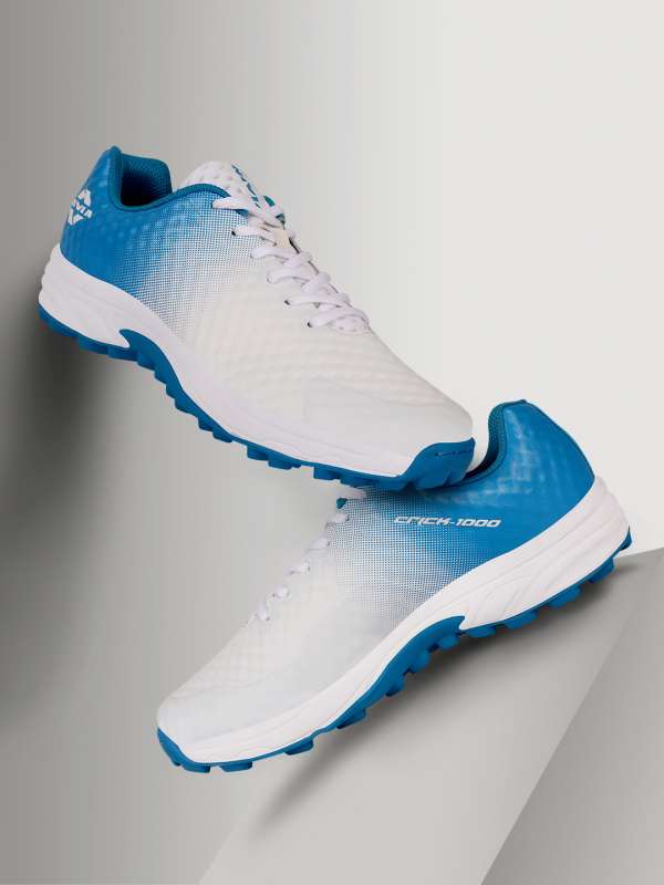 Cricket shoes under 1000 on sale