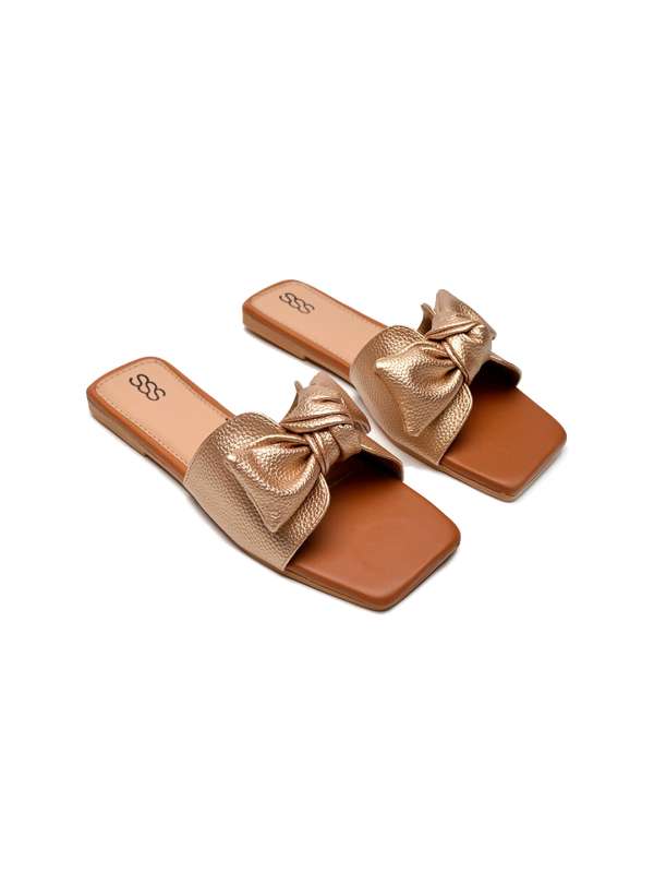Street style store online new arrivals