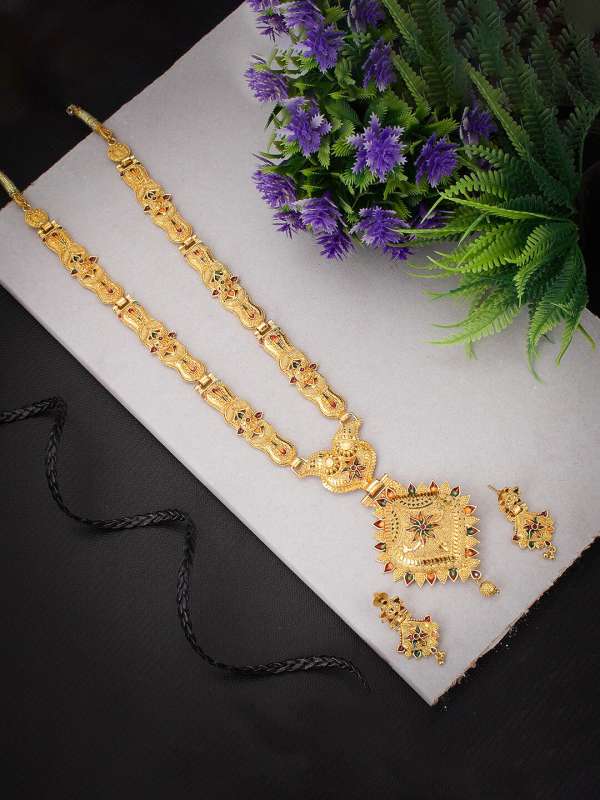 Gold Ethnic Necklace Sets Buy Gold Ethnic Necklace Sets online in India